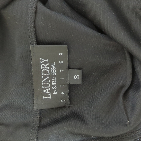 LAUNDRY BY SHELLI SEGAL | Black Crochet Scalloped Hem Strappy Dress - Picture 4 of 12